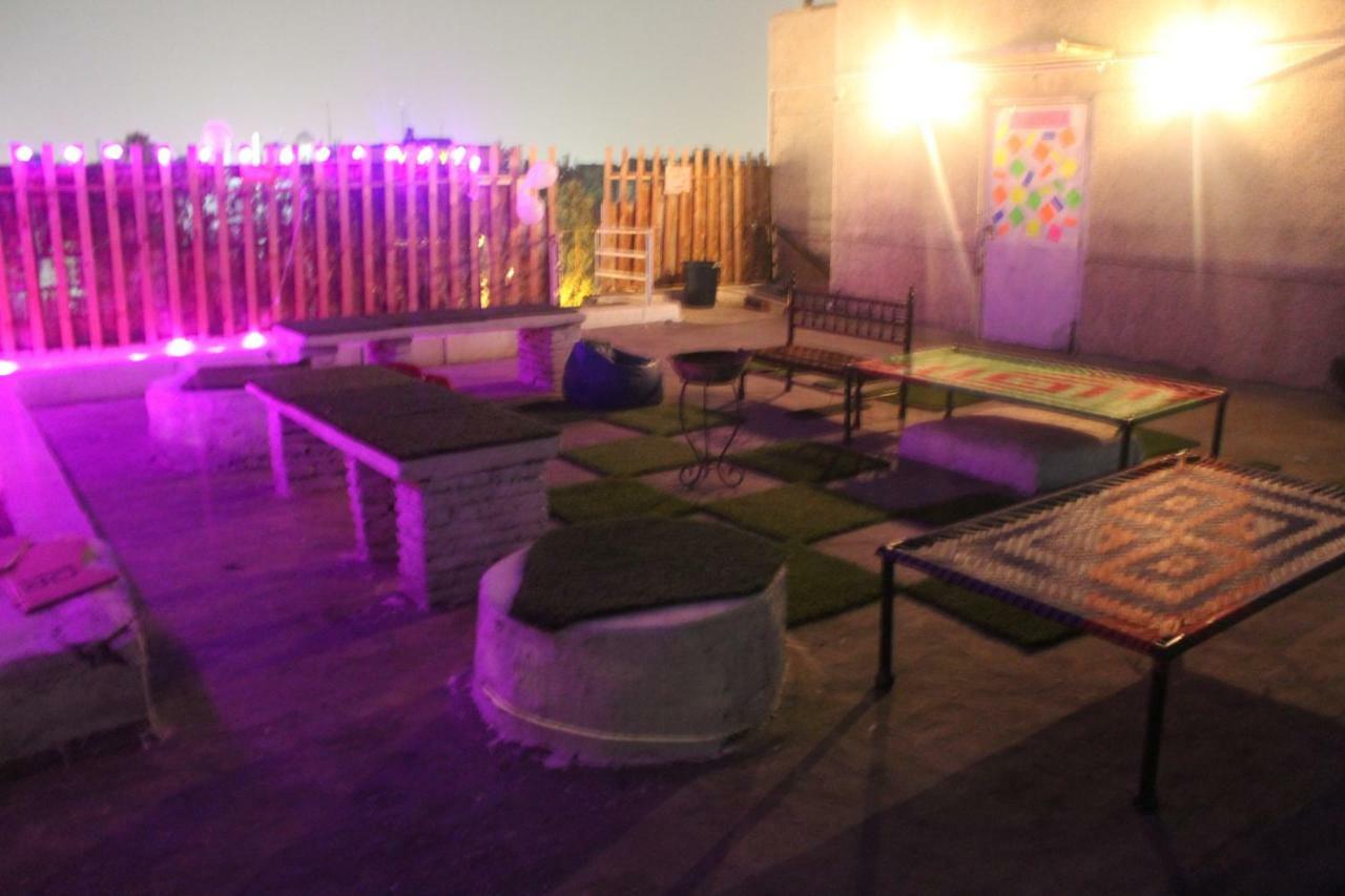 Bunkmates Hostel New Delhi Exterior foto