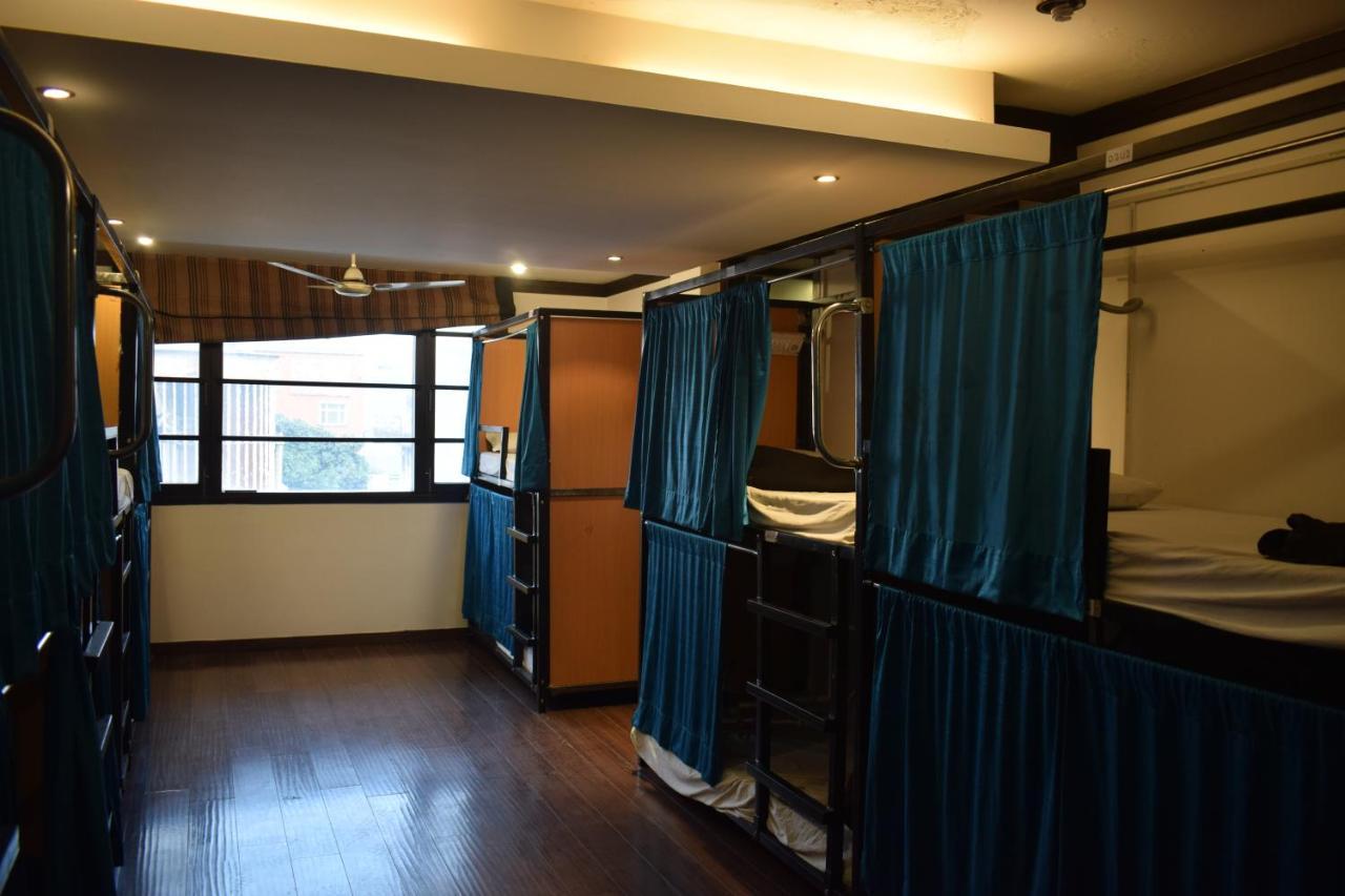 Bunkmates Hostel New Delhi Exterior foto